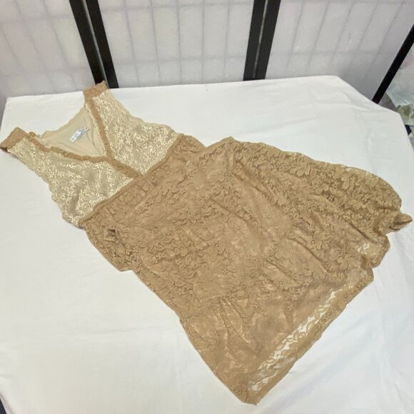 Garfield & Marks Lace Ruffled Tiered Maxi Dress Sleeveless V Neck Tan Lined M - Picture 7 of 10